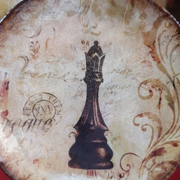 The Crown - Picture 2 of 4